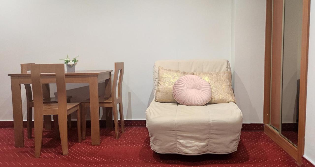 Apartament Warszawa Centrum Helvetia Plus エクステリア 写真