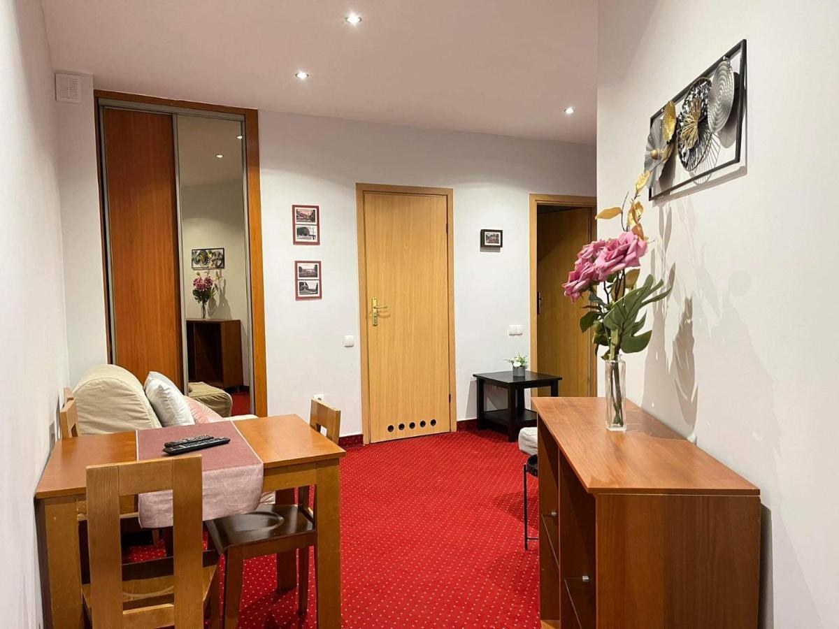 Apartament Warszawa Centrum Helvetia Plus エクステリア 写真